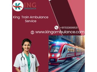 King Train Ambulance in Pune Closely Checks Health during Transfer