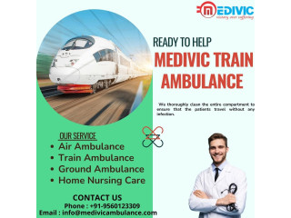 Medivic Train Ambulance in Delhi shifts patient with all modern equipment